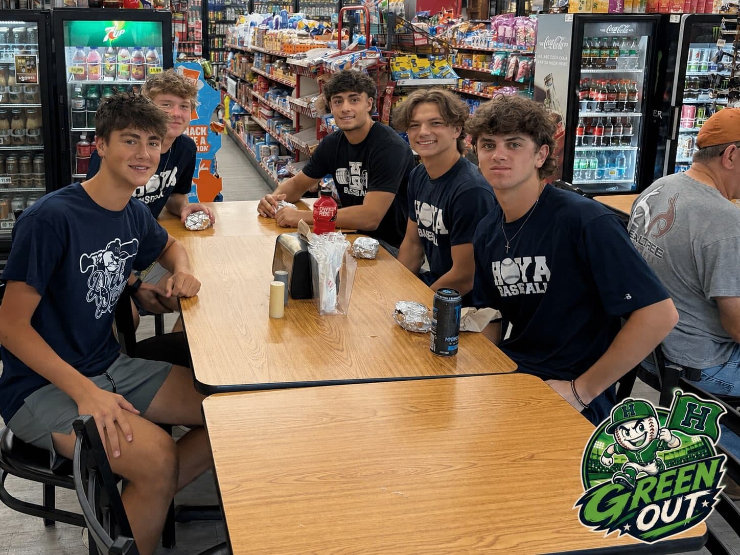 The Green Out crew starting their Friday off the best way possible. MINUTE SAVER!